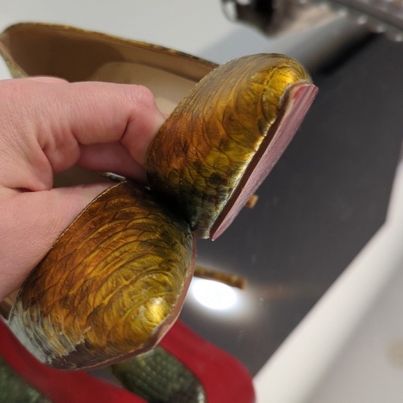 Christian Louboutin Iridescent Reptile Print So Kate Heel Size 41 - Picture 10 of 13